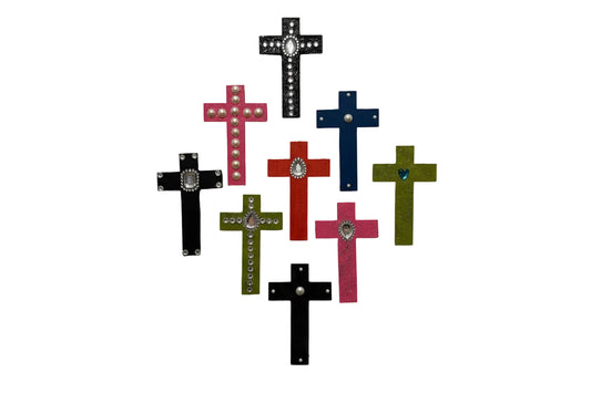 Croix décorative murale ￼