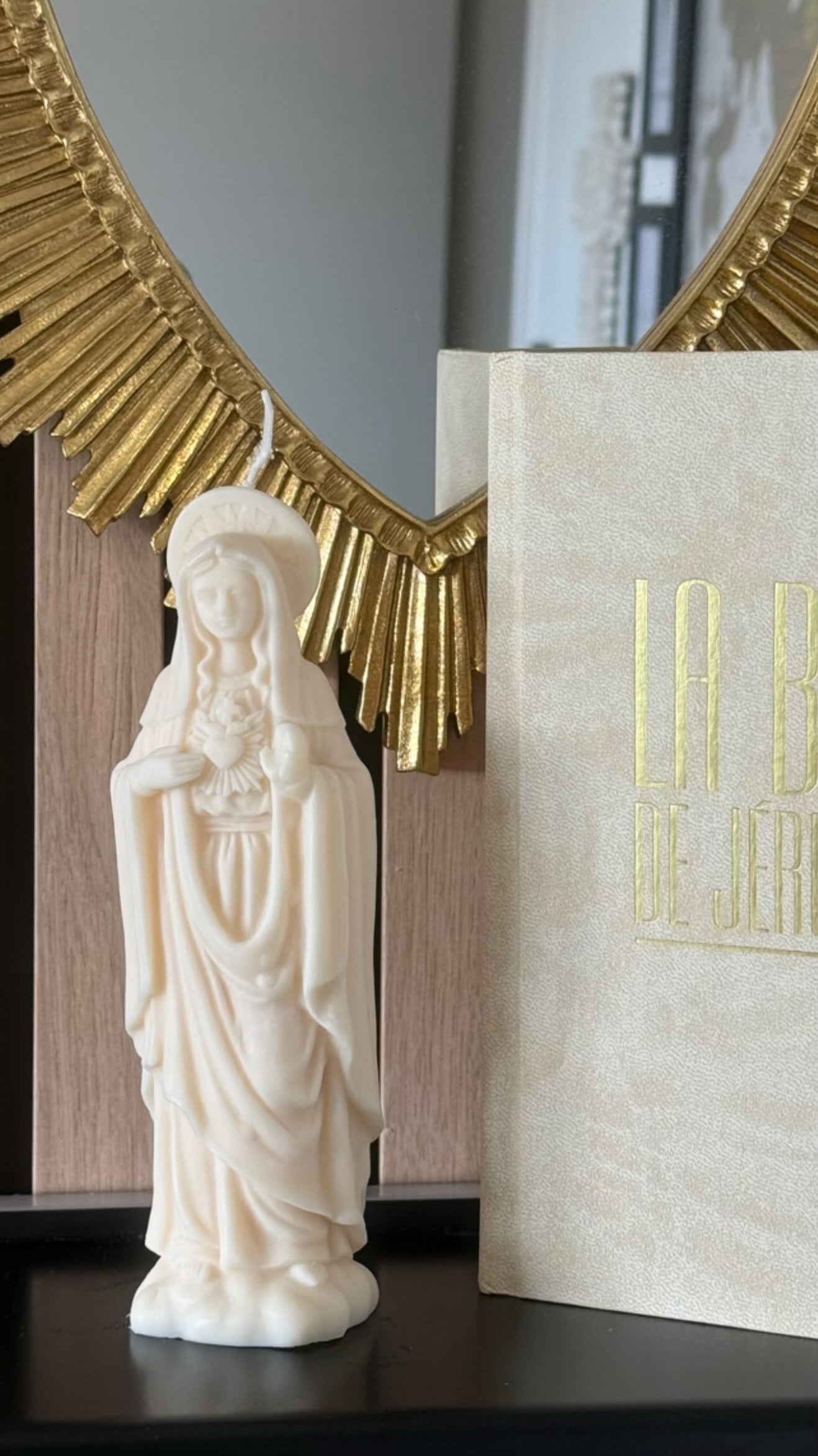 La Vierge au cœur sacré